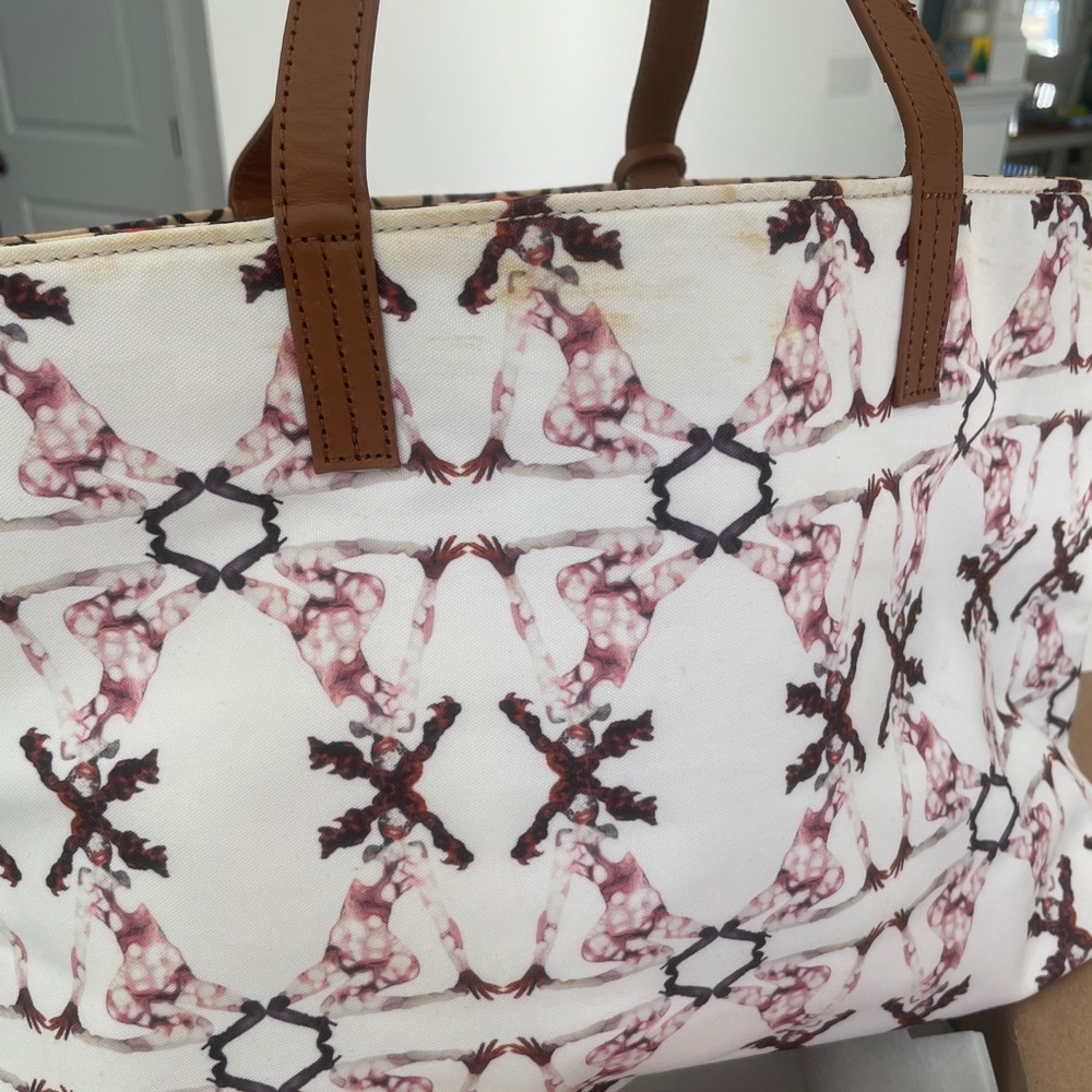 Reverse Tote - image 3